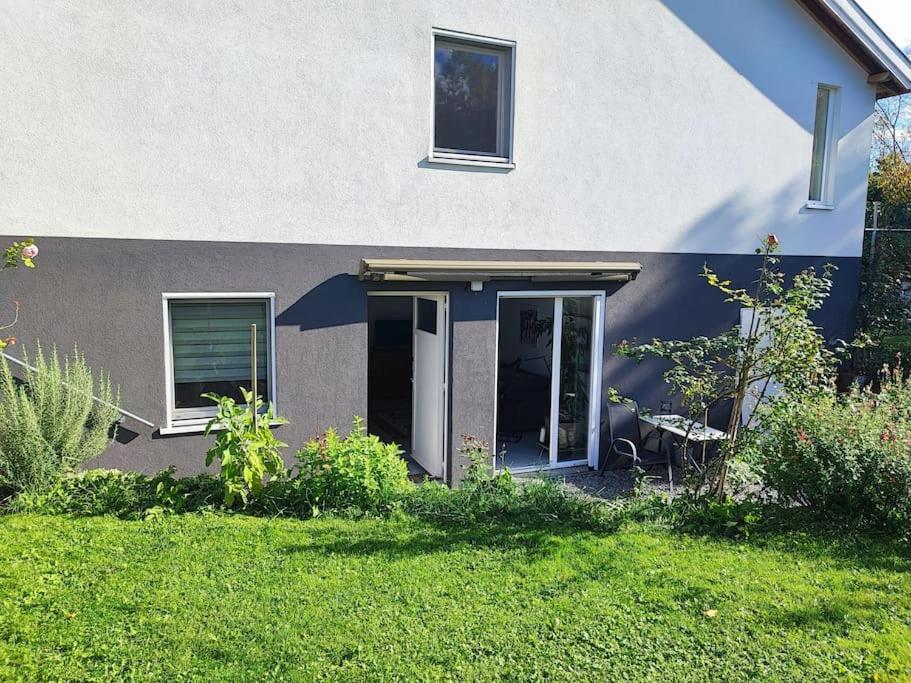 Le Jardin D'horace O Im Garten Von Horaz *